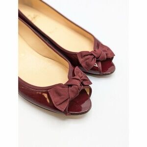 NEW! Women’s Christian Louboutin Peep Toe Patent Leather Bow Flats Burgundy 36.5